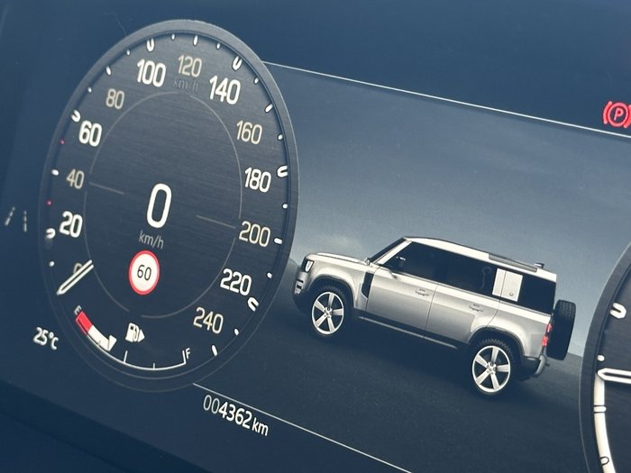 2024 Land Rover Defender 110 D250 Hard Top S