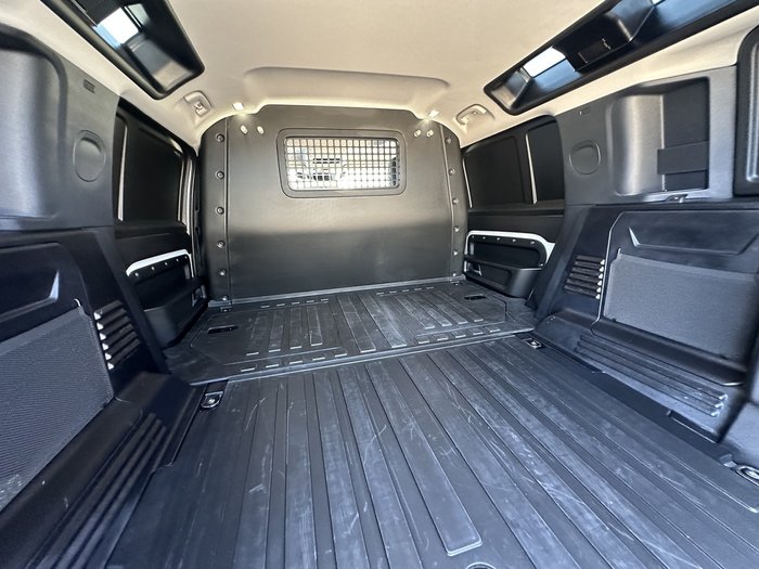 2024 Land Rover Defender 110 D250 Hard Top S