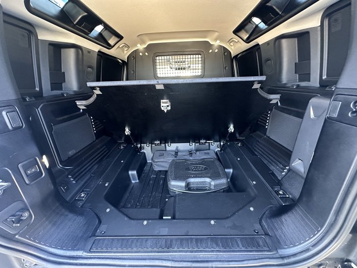 2024 Land Rover Defender 110 D250 Hard Top S