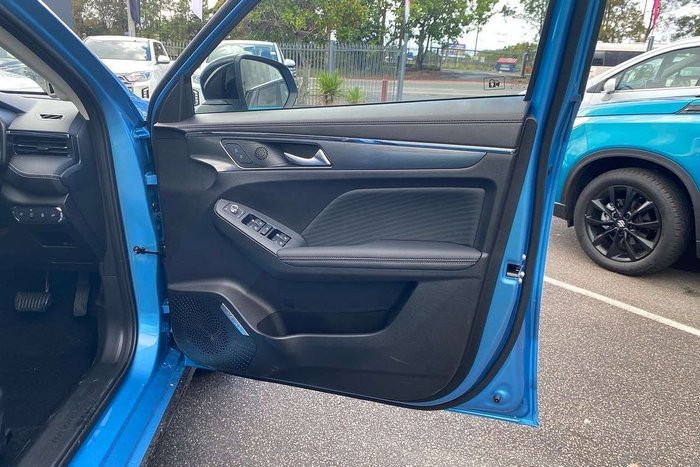 2025 GWM Haval Jolion Lux A01 Azure Blue (HB01)