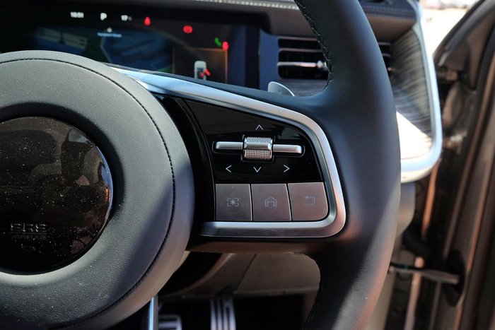 2025 GWM Cannon Alpha Ultra PHEV