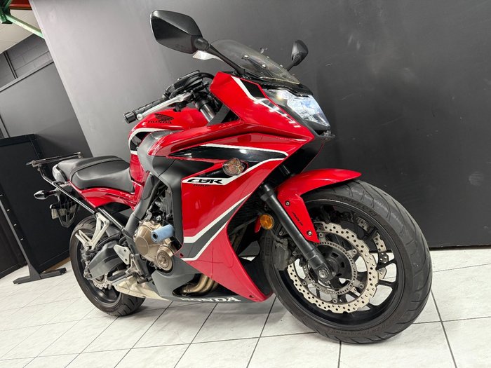 2018 Honda CBR650F Red