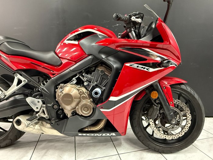2018 Honda CBR650F Red