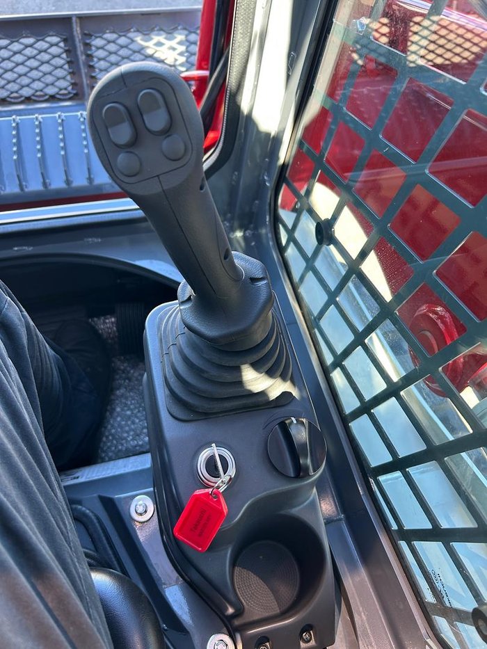 2024 Takeuchi Tl6r Trackloader