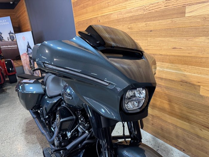 2025 Harley-davidson FLHX STREET GLIDE (117) IRON HORSE