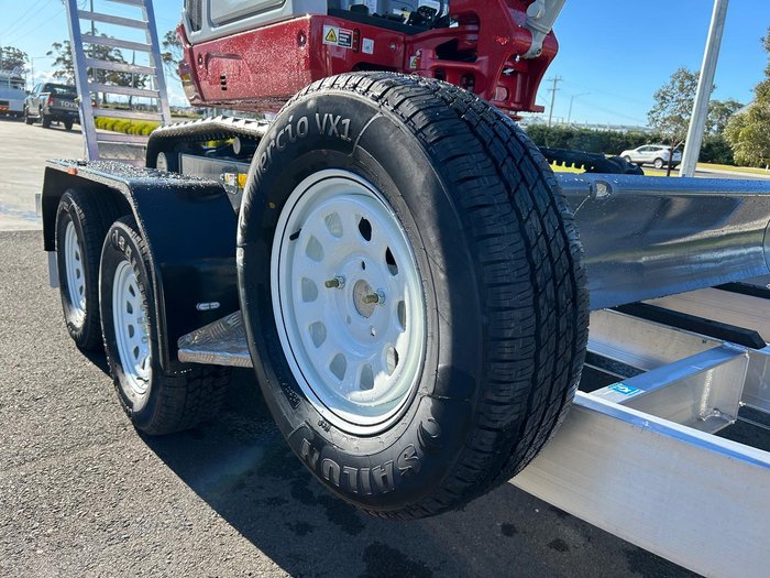 2025 Takeuchi Tb225 Compact Excavator And Trailer Package