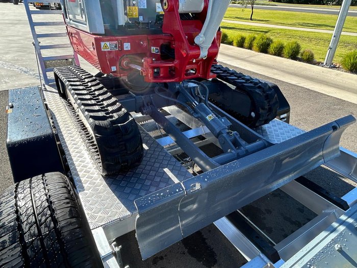 2025 Takeuchi Tb225 Compact Excavator And Trailer Package
