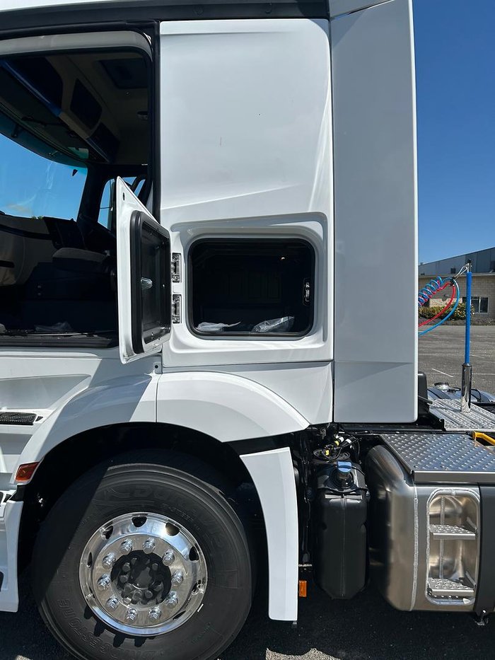 2024 Mercedes-Benz Actros 2653