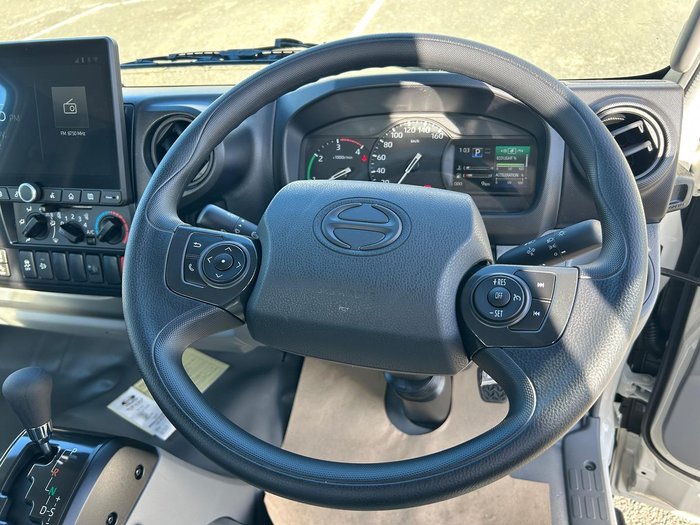 2025 Hino 616 - 300 Series 616