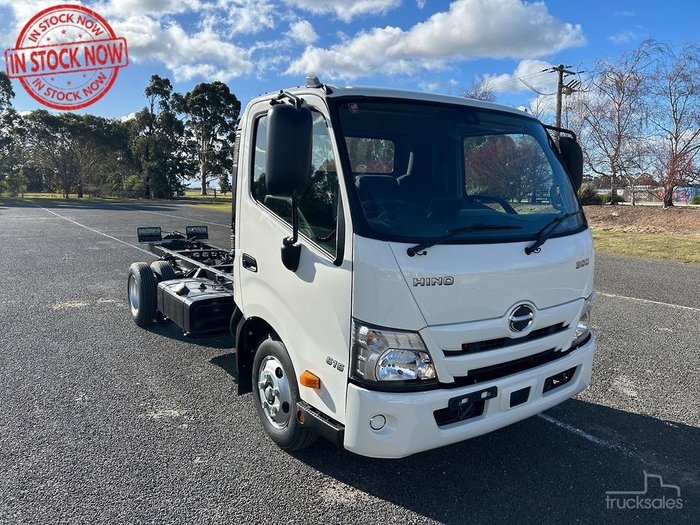 2025 Hino 300 Series