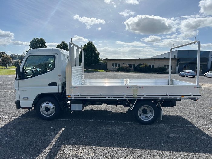 2025 Fuso Canter 515 City Cab