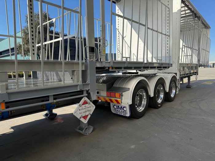 2025 CIMC 34 Pallet Drop Deck Sliding Mezz Posts Curtainsider B Double