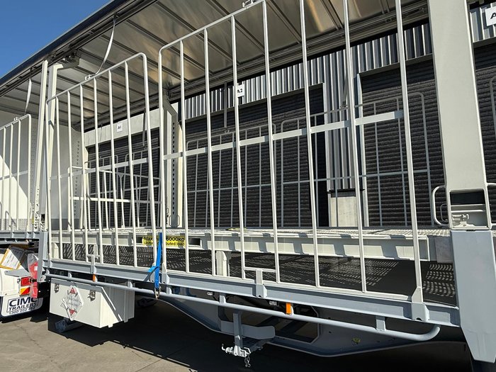 2025 CIMC 34 Pallet Drop Deck Sliding Mezz Posts Curtainsider B Double