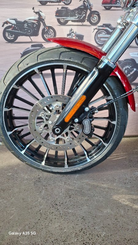 2025 Harley-davidson FXBR BREAKOUT (117) BRILLIANT RED