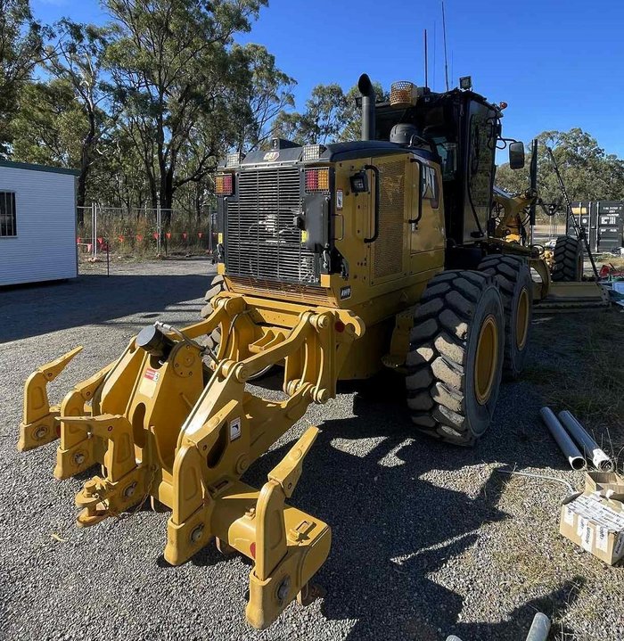 2022 Caterpillar 150 Awd 