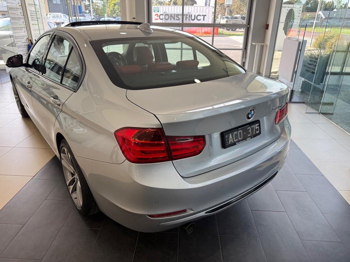 2014 BMW 3 Series 320i Sport Line