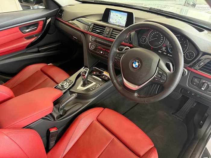 2014 BMW 3 Series 320i Sport Line