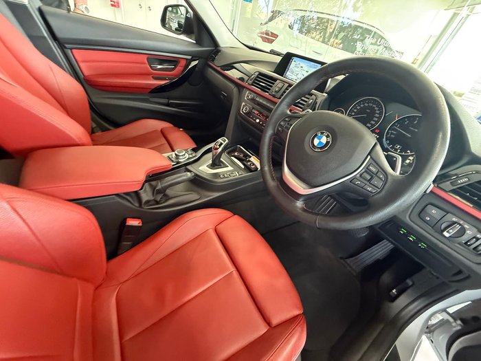 2014 BMW 3 Series 320i Sport Line