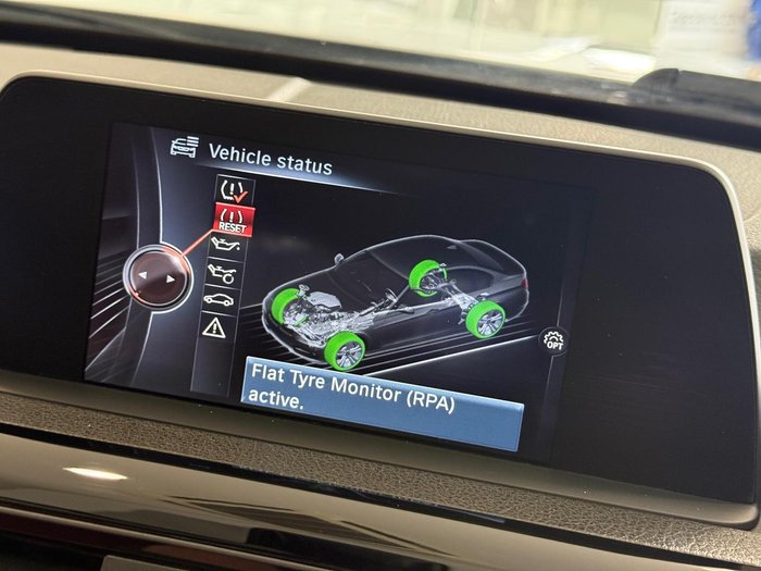 2014 BMW 3 Series 320i Sport Line