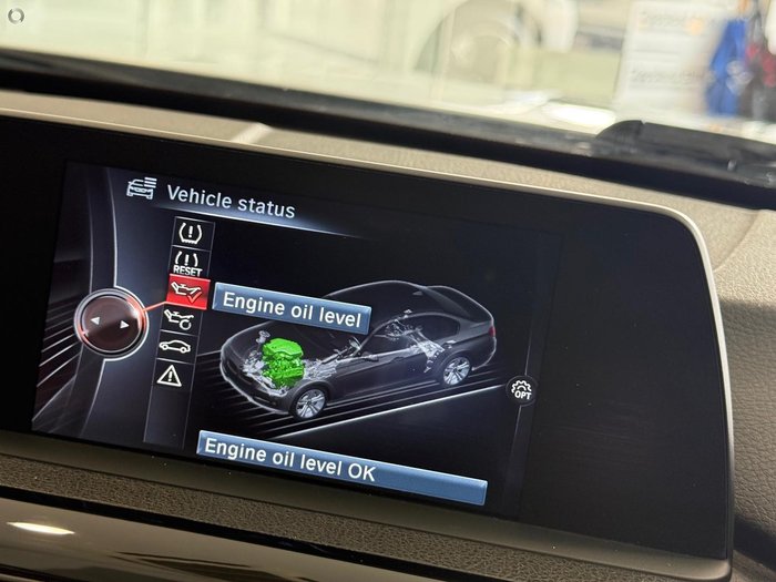 2014 BMW 3 Series 320i Sport Line