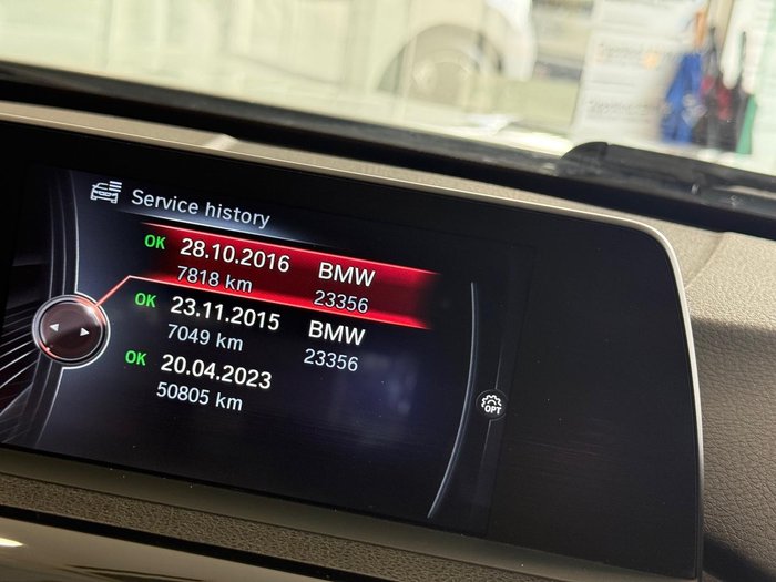 2014 BMW 3 Series 320i Sport Line