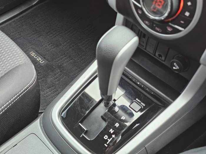 2021 Isuzu MU-X LS-U