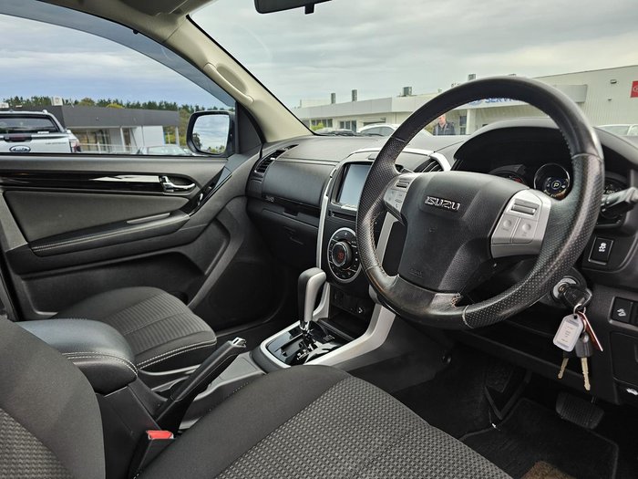 2021 Isuzu MU-X LS-U