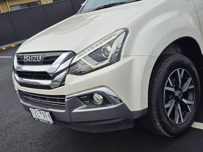 2021 Isuzu MU-X LS-U