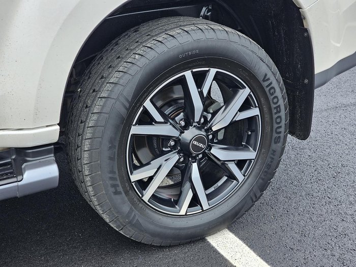 2021 Isuzu MU-X LS-U