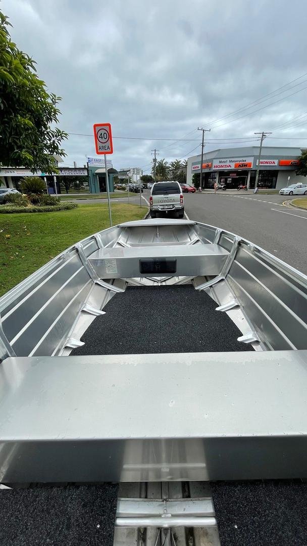 2024 Stacer 359 Territory Striker