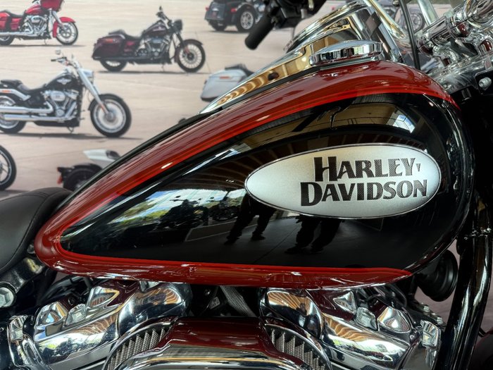 2024 Harley-davidson FLHCS HERITAGE CLASSIC 114 RED ROCK / BLACK