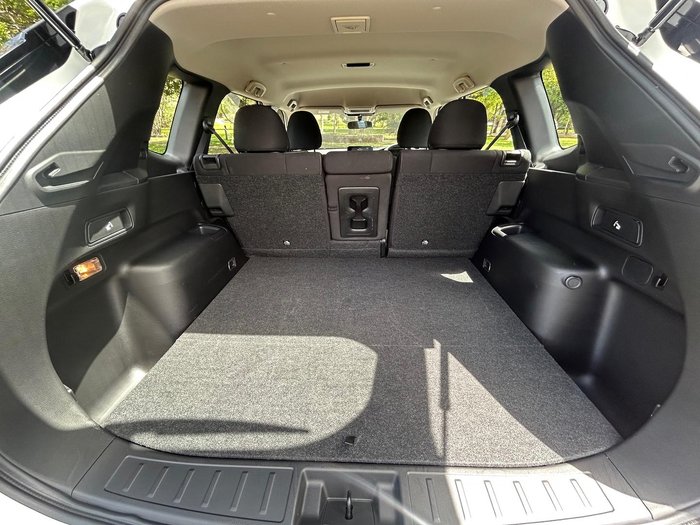 2024 Mitsubishi Outlander ES