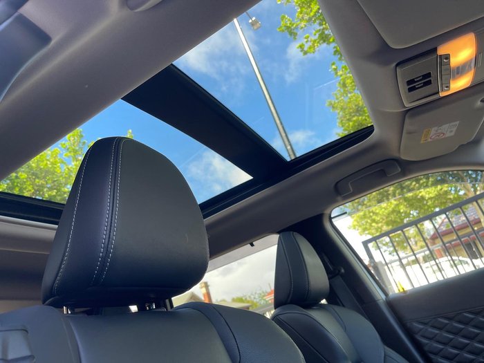 2023 Mitsubishi Outlander Exceed