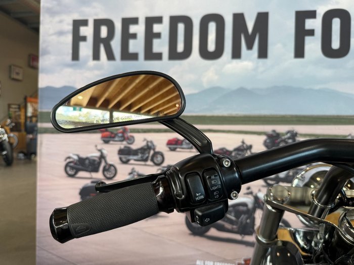 2006 Harley-davidson FXSTBI SOFTAIL NIGHT TRAIN BLACK PEARL