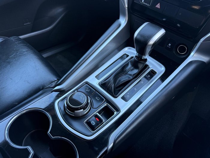 2019 Mitsubishi Pajero Sport GLS