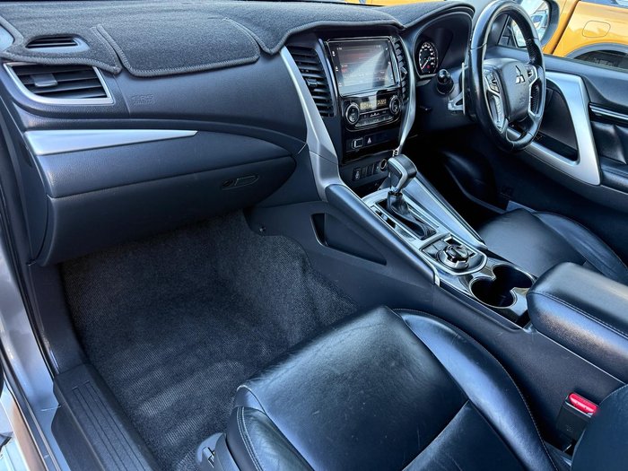 2019 Mitsubishi Pajero Sport GLS