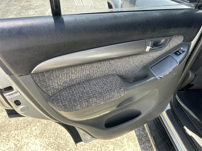 2004 TOYOTA LANDCRUISER PRADO GXL (4x4)