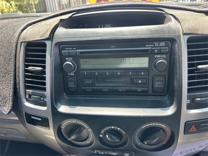 2004 TOYOTA LANDCRUISER PRADO GXL (4x4)