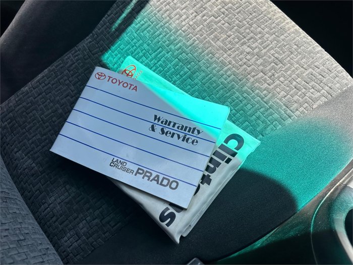 2004 TOYOTA LANDCRUISER PRADO GXL (4x4)