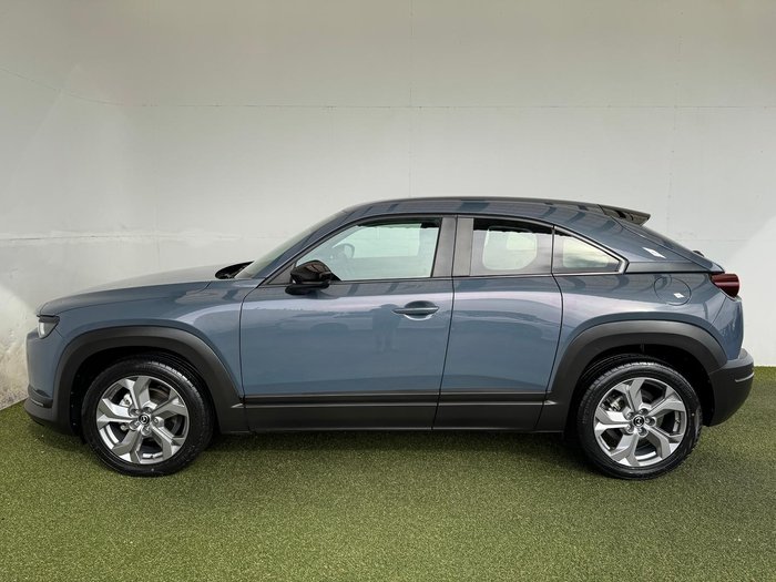 2021 Mazda MX-30 G20e Touring