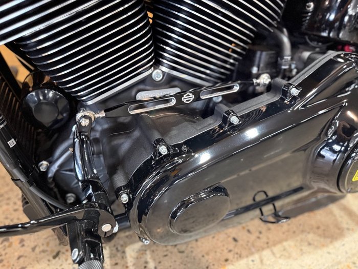 2025 Harley-davidson FXBR BREAKOUT (117) Yellow