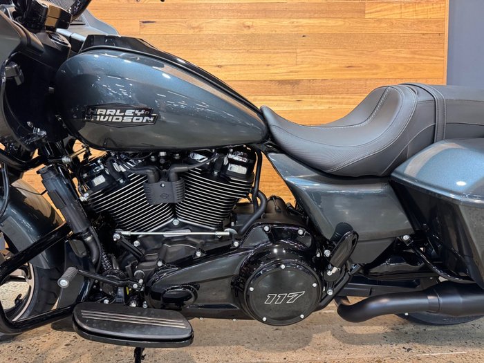 2025 Harley-davidson 2025 Harley-davidson 1900CC FLTRX ROAD GLIDE (117) TOURER Iron Horse Metallic