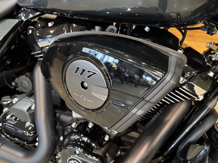 2025 Harley-davidson 2025 Harley-davidson 1900CC FLTRX ROAD GLIDE (117) TOURER Iron Horse Metallic