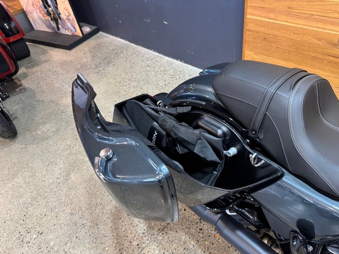 2025 Harley-davidson 2025 Harley-davidson 1900CC FLTRX ROAD GLIDE (117) TOURER Iron Horse Metallic
