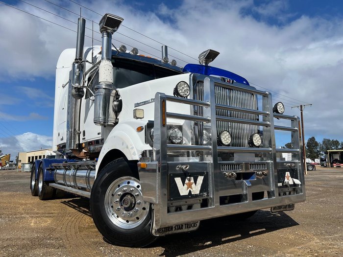 2015 Western Star 4900 6X4 Prime Mover, New Detroit Engine Fitted Nov. 2022. B DOUBLE/ROAD TRAIN