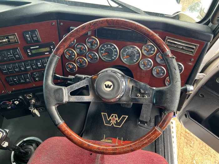 2015 Western Star 4900 6X4 Prime Mover, New Detroit Engine Fitted Nov. 2022. B DOUBLE/ROAD TRAIN