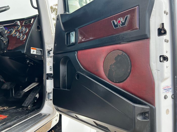 2015 Western Star 4900 6X4 Prime Mover, New Detroit Engine Fitted Nov. 2022. B DOUBLE/ROAD TRAIN