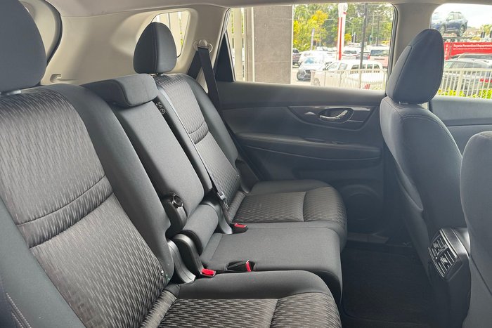 2020 Nissan X-TRAIL ST