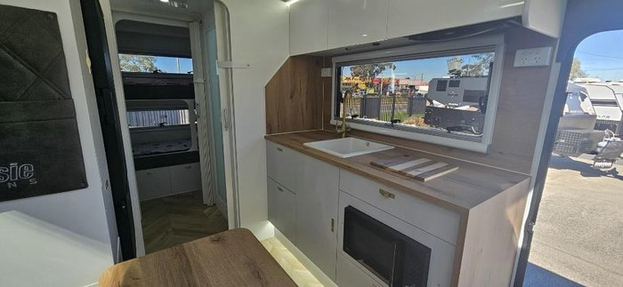 2025 GREAT AUSSIE Xplora 226