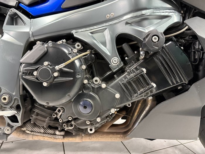 2016 BMW Motorrad K1300 R Black